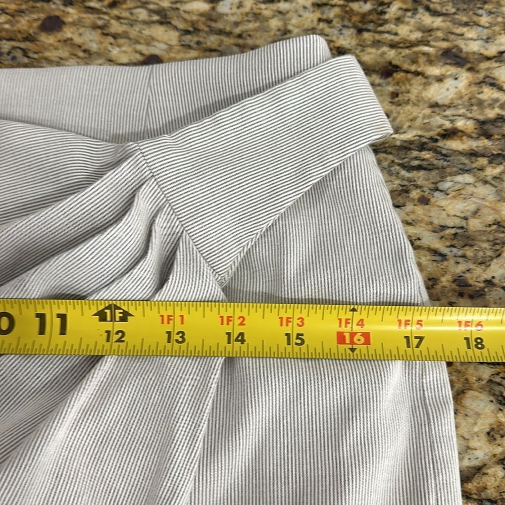 Poleci Gray White Striped Faux Wrap Pencil Midi Skirt Size 8 - Picture 9 of 10